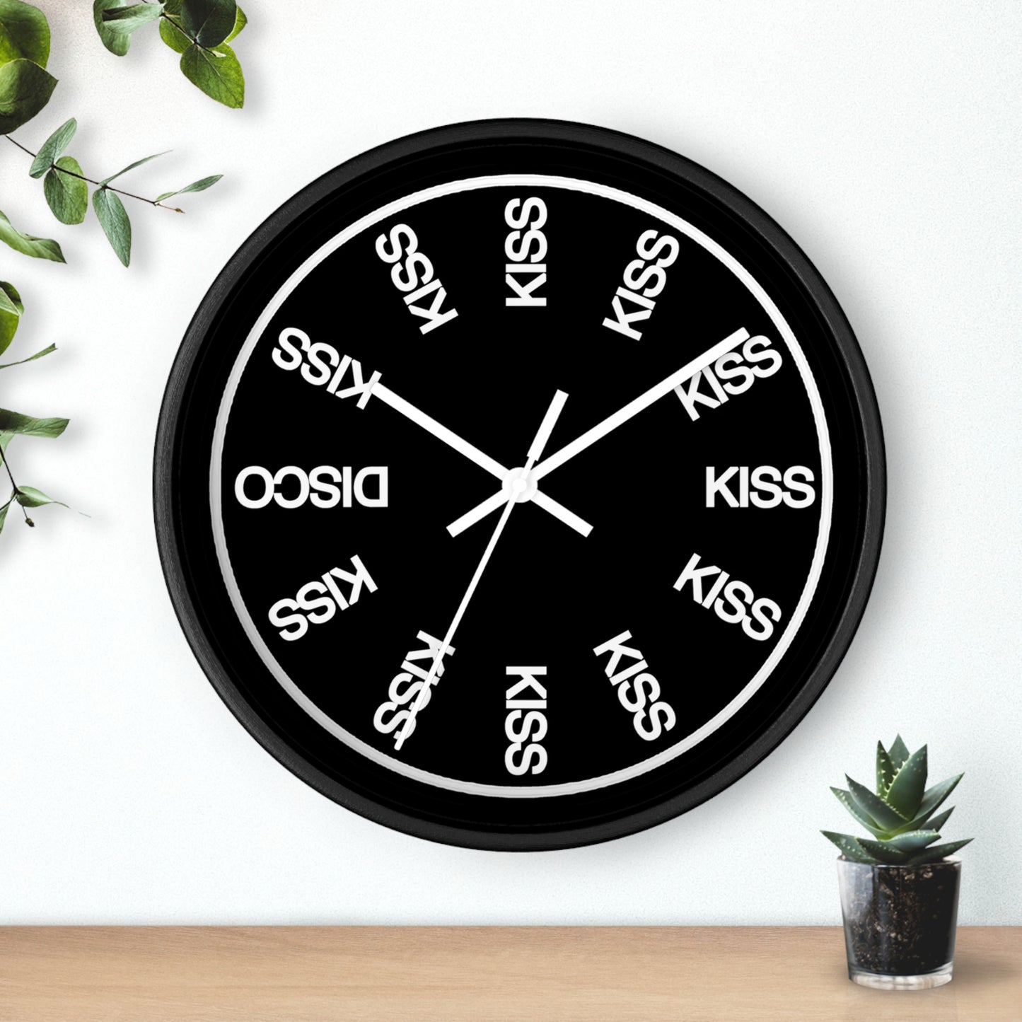 Kiss Clock- KKATTDO