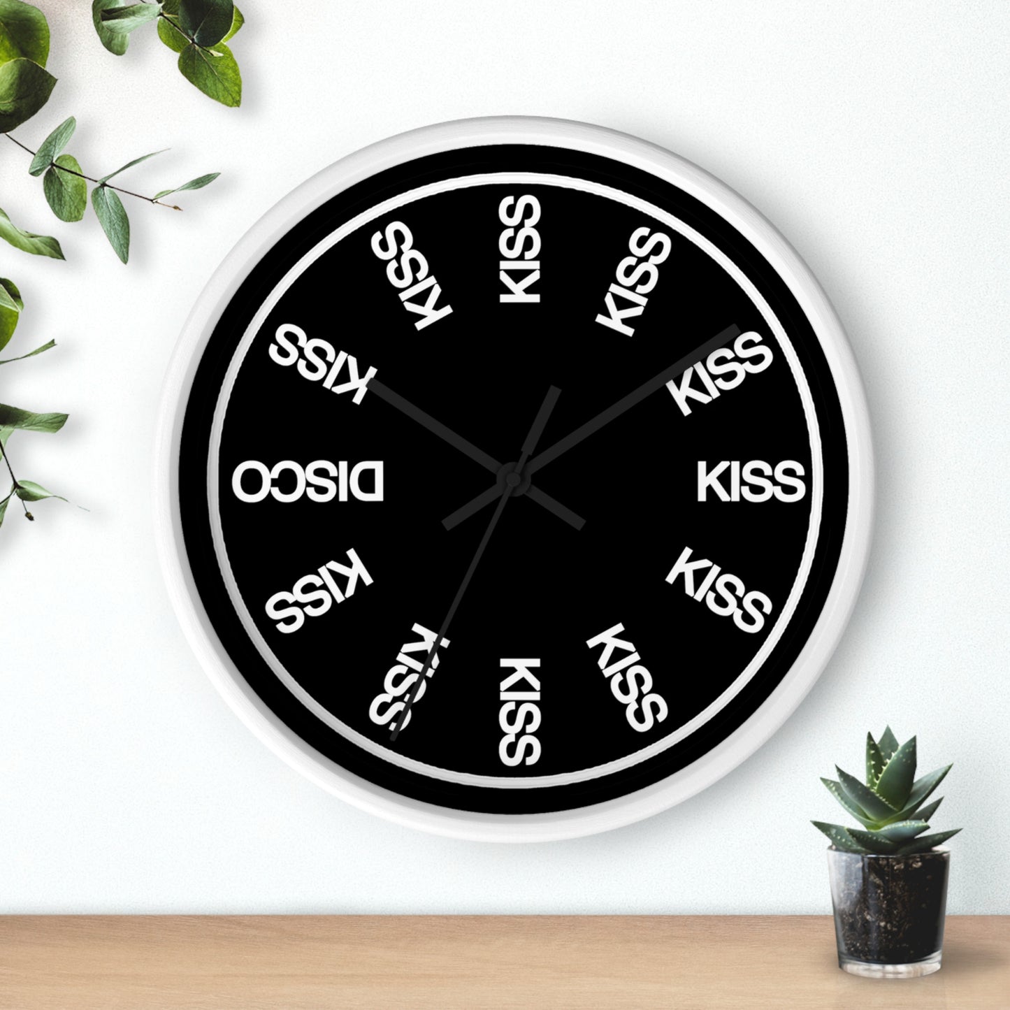 Kiss Clock- KKATTDO