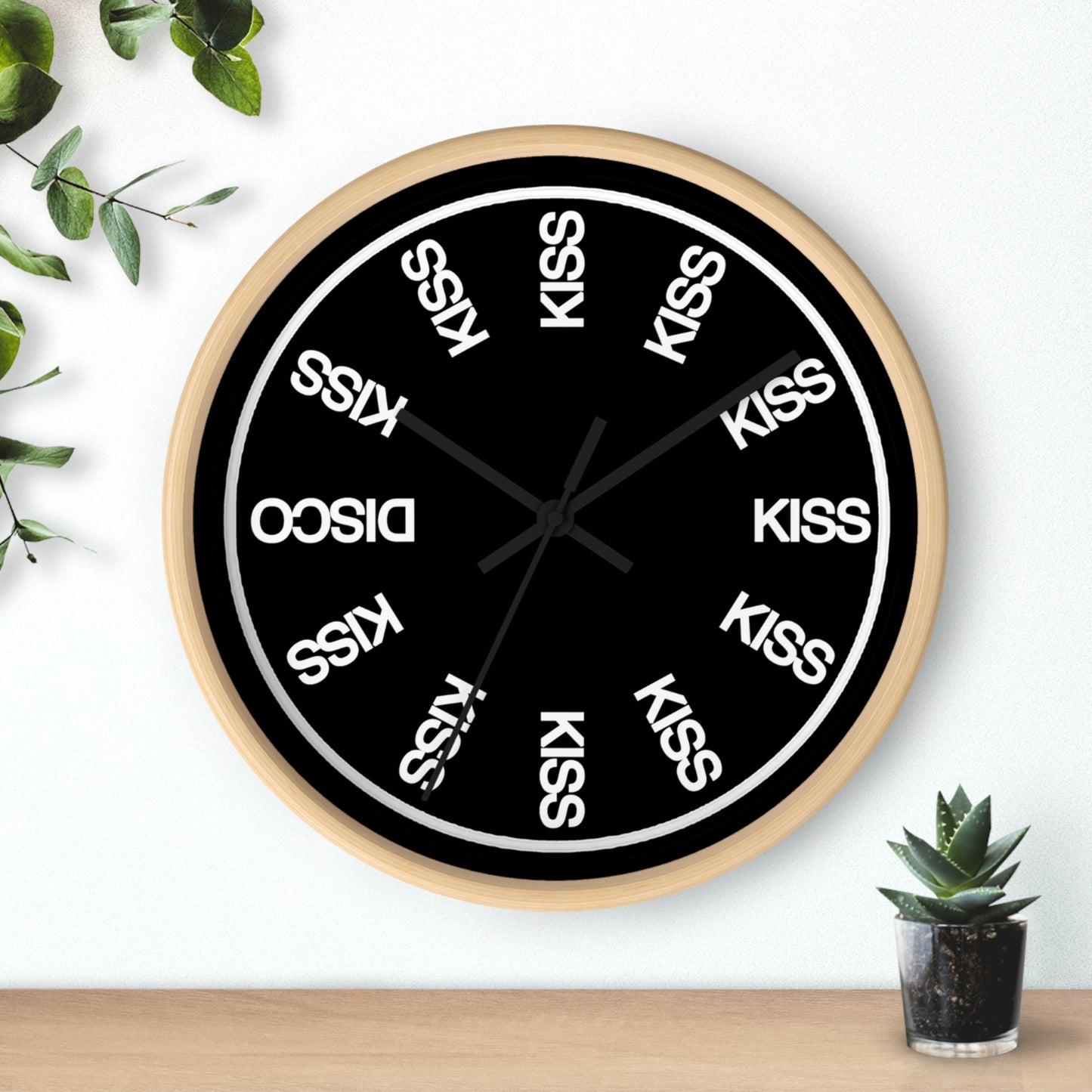 Kiss Clock- KKATTDO