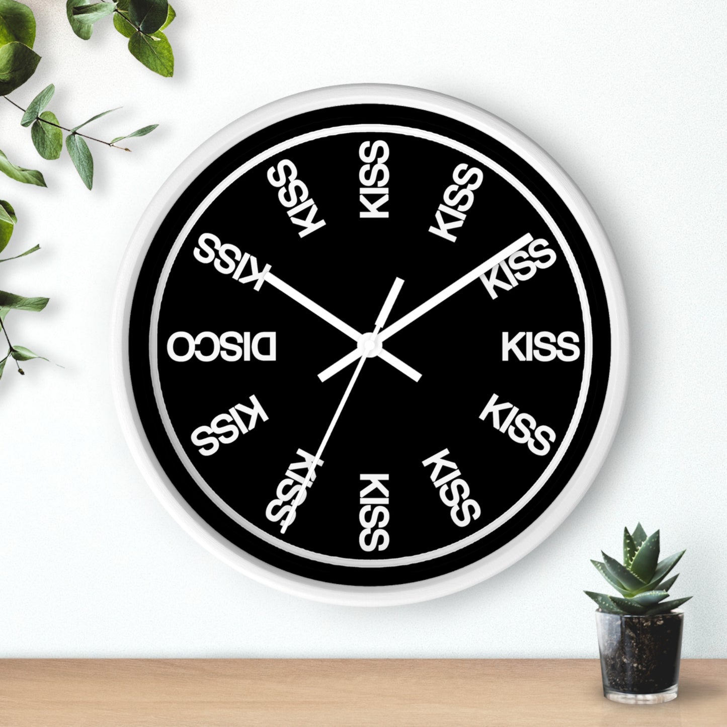 Kiss Clock- KKATTDO